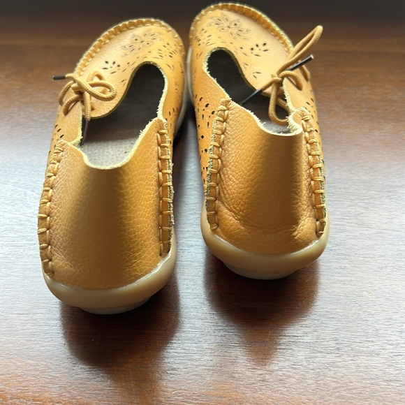 Socofy Ladies moccasins Sz. 8.5 - Picture 3 of 5